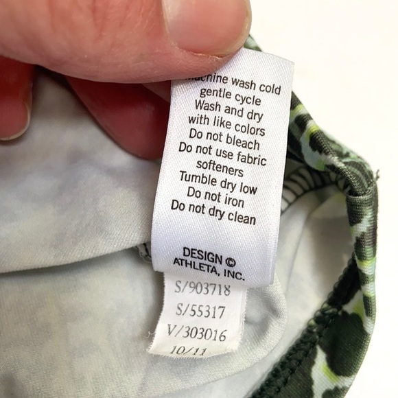 Athleta Patterned Ombré Tank - Picture 9 of 10